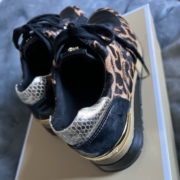 Michael by Michael Kors Allie Wrap Trainer Leopard Sneakers - Picture 5 of 13